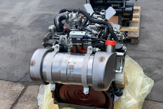 Perkins 404F-E22T engine