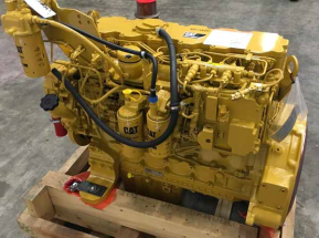 Cat C6.6 engine